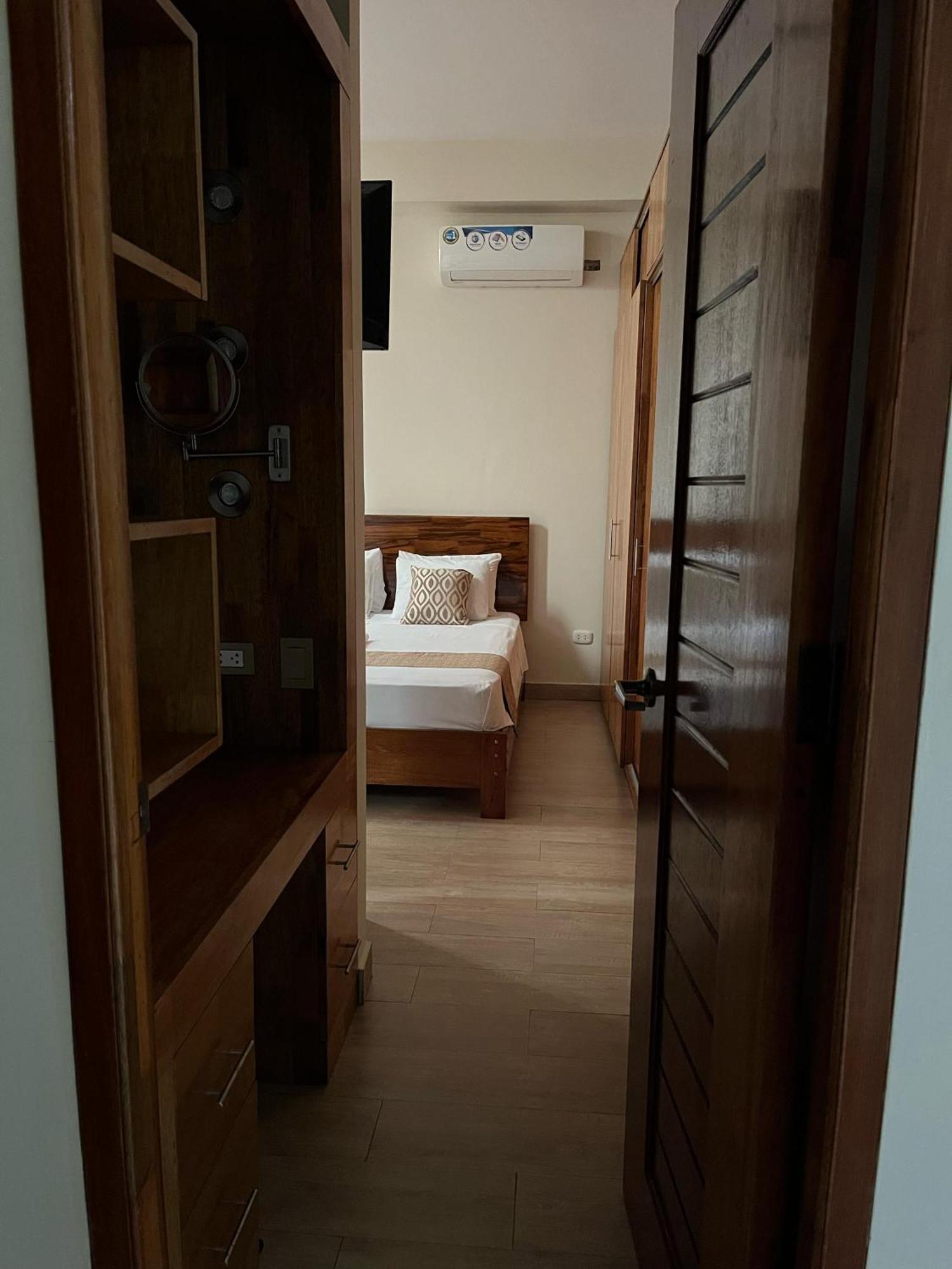 Studio 69 Aparthotel Iquitos Esterno foto