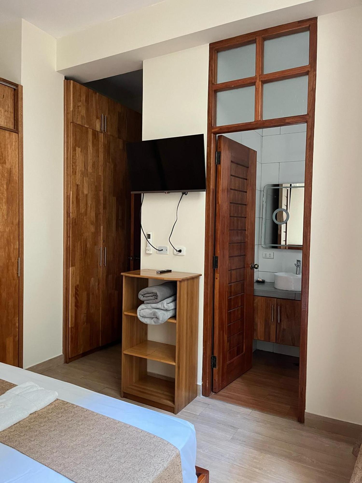 Studio 69 Aparthotel Iquitos Esterno foto