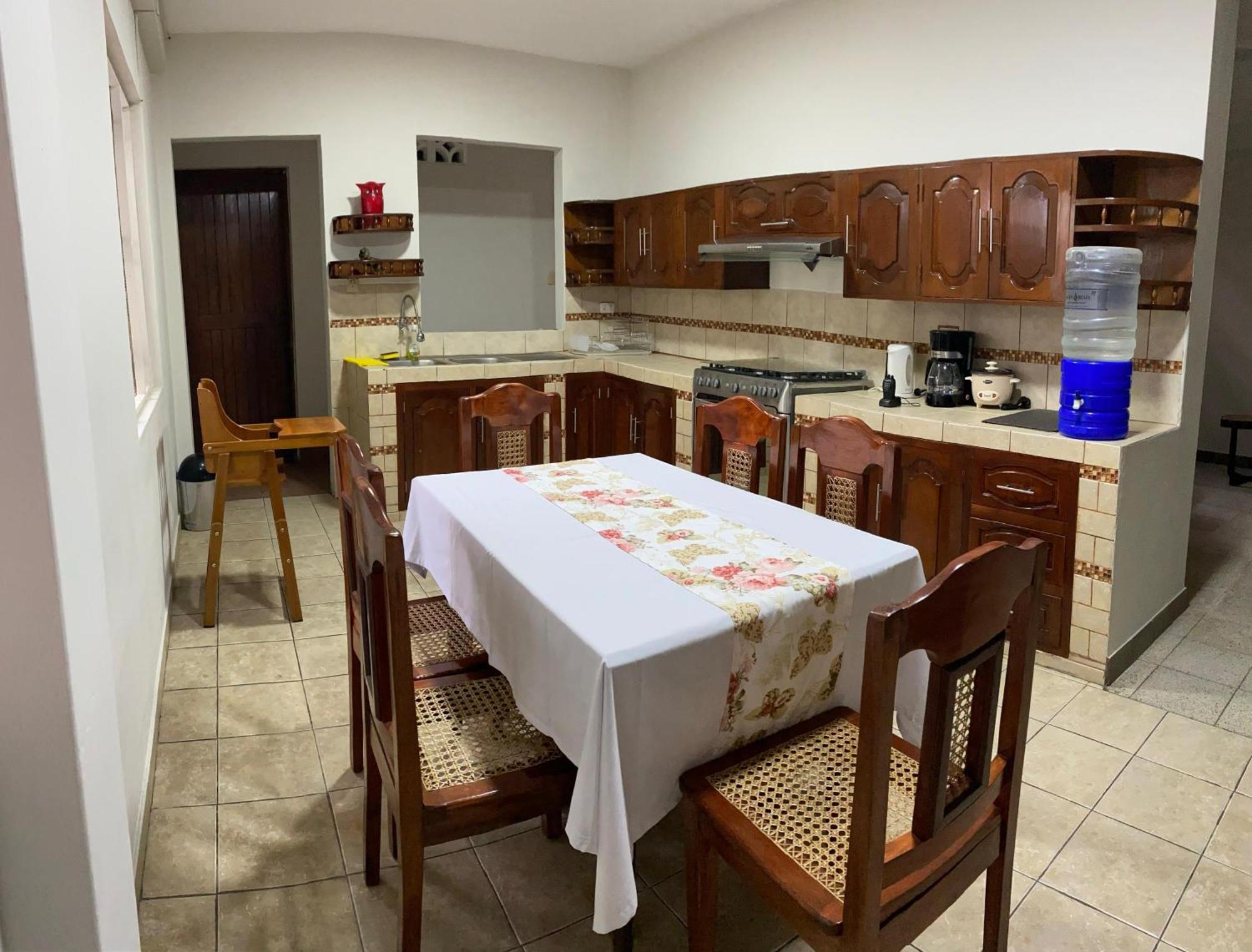 Studio 69 Aparthotel Iquitos Esterno foto